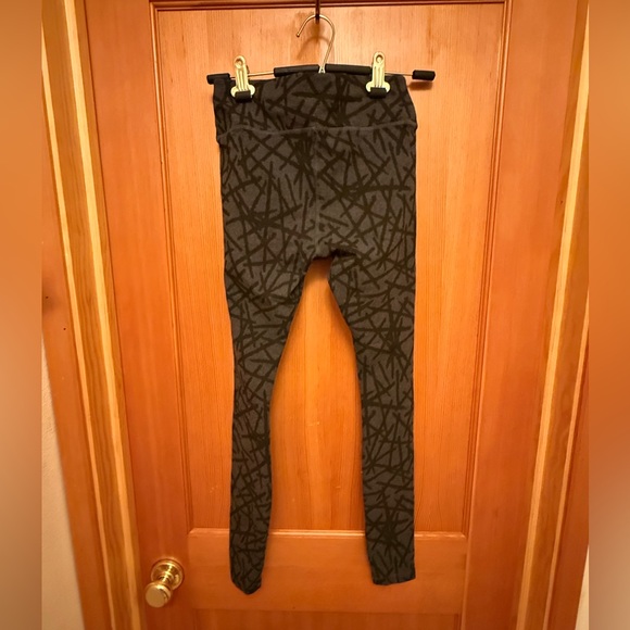 Pact Organic Cotton Leggings NWOT - Picture 2 of 3